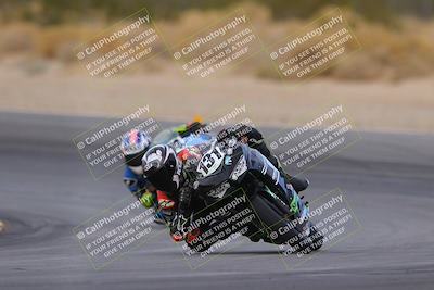 media/Dec-17-2023-CVMA (Sun) [[bf0c04832d]]/Race 13 500 Supersport-350 Supersport/